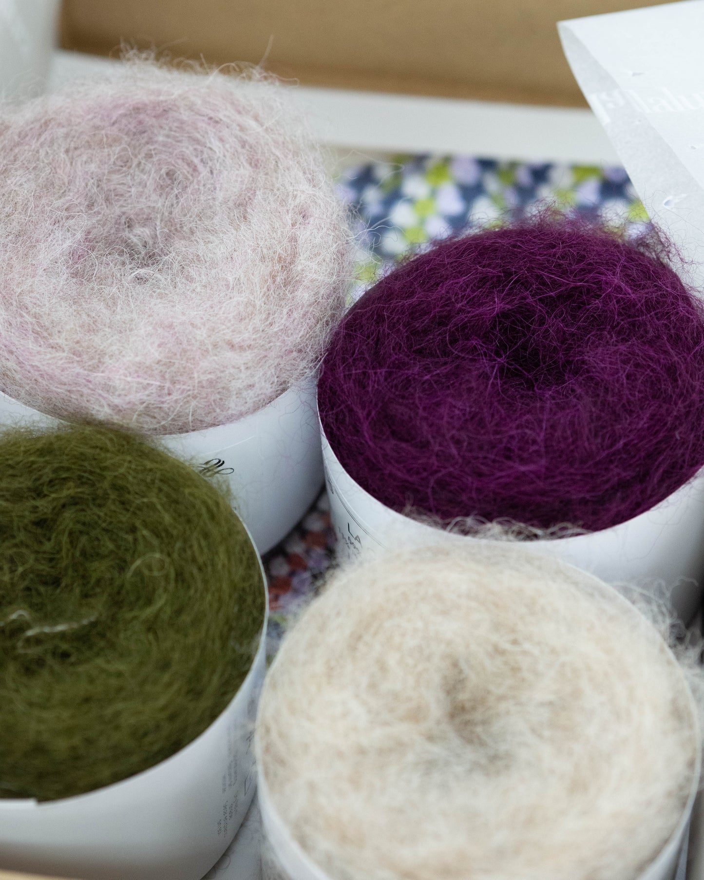 Aloia Meadow shawl DIY kit
