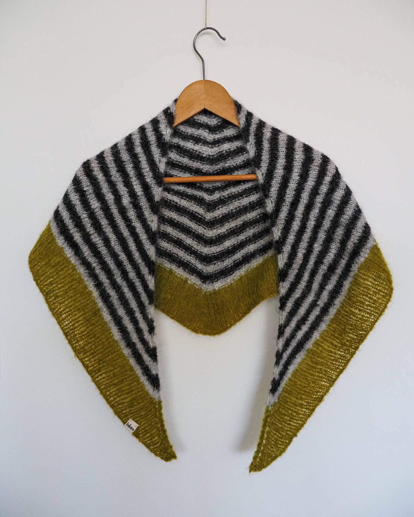 Pañoleta Antía Gris Grafito y Verde kit DIY