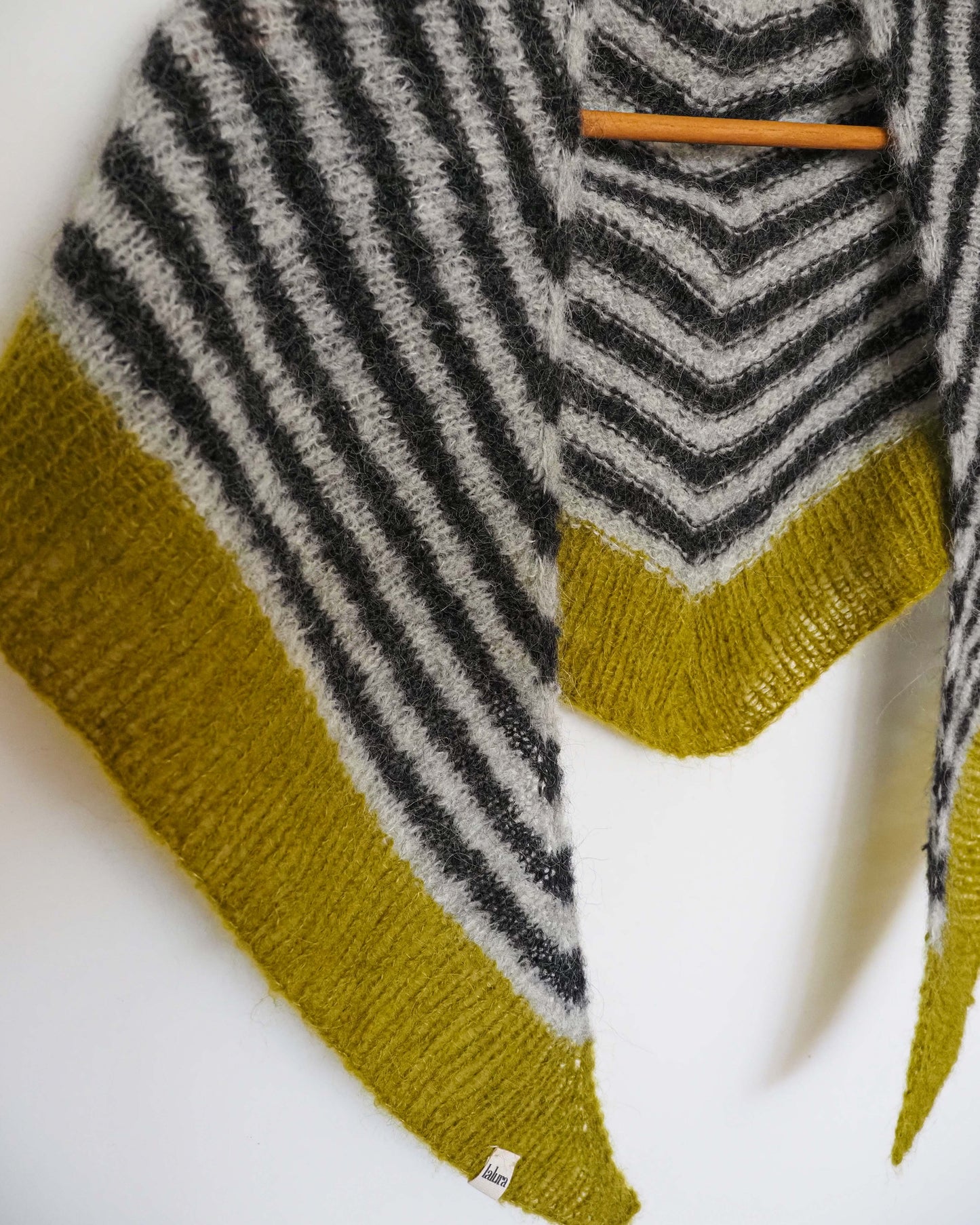 Pañoleta Antía Gris Grafito y Verde kit DIY