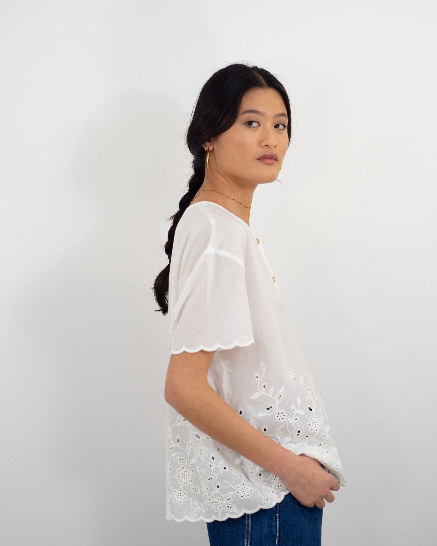 Camisa  blanca de flores