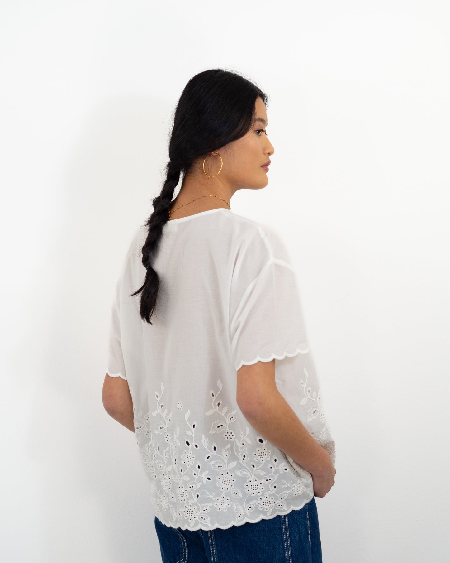 Camisa  blanca de flores