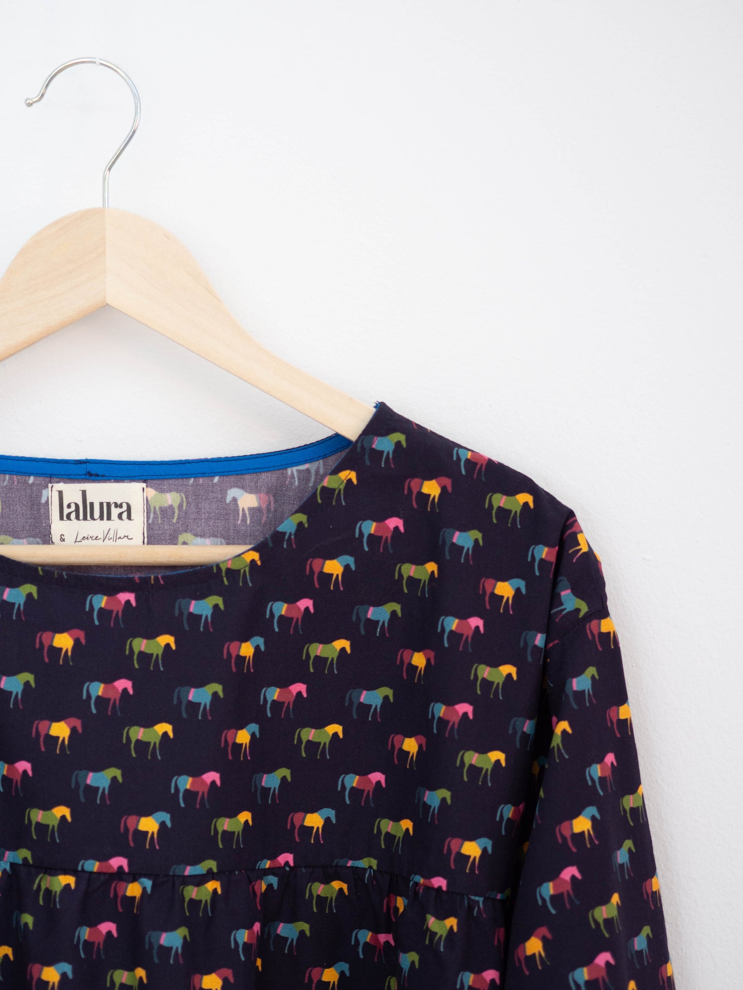 camisa caballitos