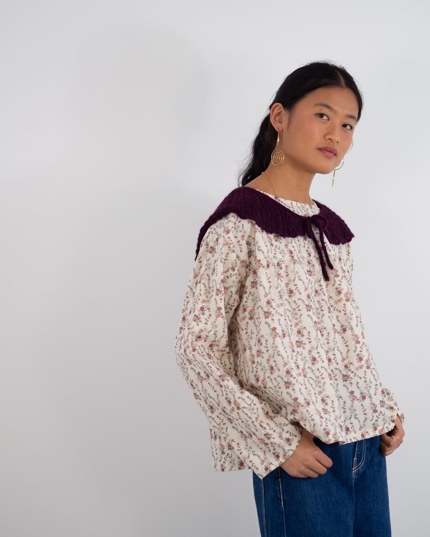 Pañoleta Sabela berenjena kit DIY