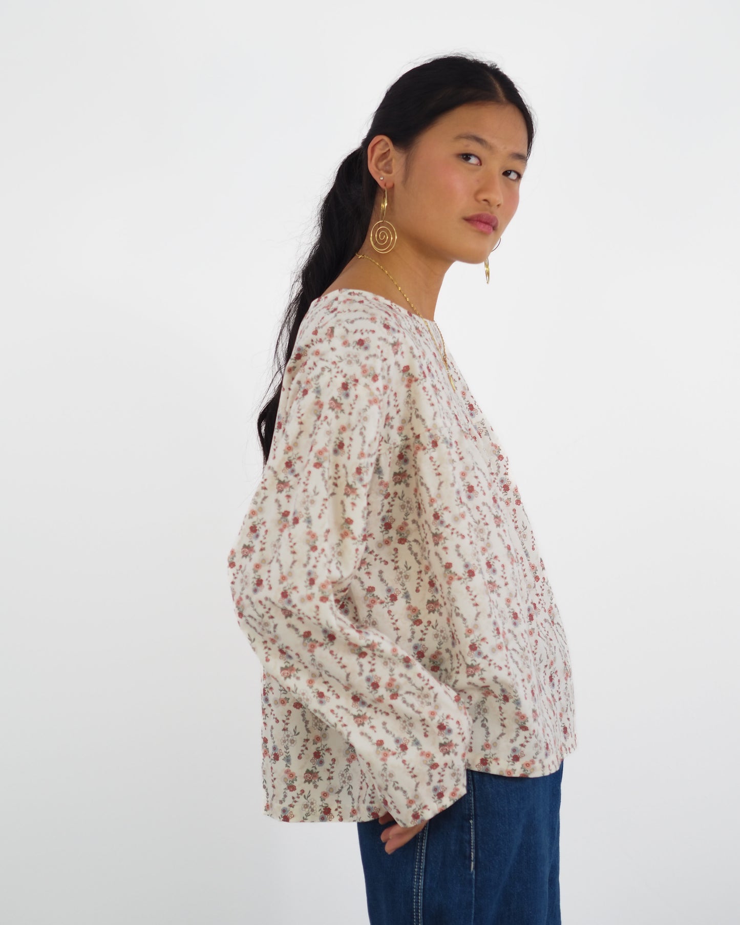 camisa flores